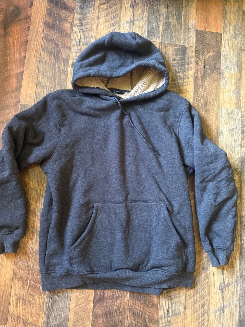 NWOT Men’s Dark Gray Sherpa-Lined Hoodie Sweatshirt - Picture 1 of 4